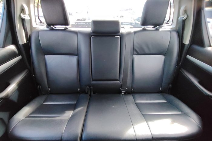 REVO PRE 2019 2.4G AT DOUBLE CAB BLUE  321 full