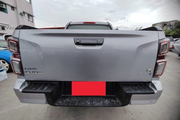ISUZU 4WD 2020 3.0 AT DOUBLE CAB GREY  8829 full