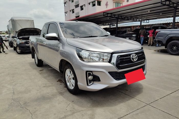 REVO 2WD 2020 2.4E MT SMART CAB SILVER  1614 full