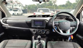 REVO 2WD 2020 2.4E MT SMART CAB SILVER  1614 full