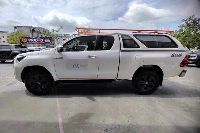 REVO 4WD 2022 2.4 MID MT SMART CAB WHITE  7163 full
