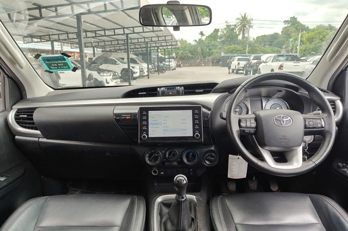 REVO 4WD 2022 2.4 MID MT SMART CAB WHITE  7163 full