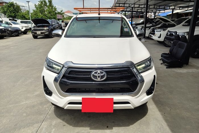 REVO 4WD 2022 2.4 MID MT SMART CAB WHITE  7156 full
