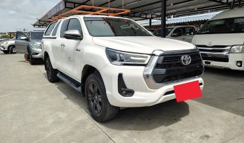 REVO 4WD 2022 2.4 MID MT SMART CAB WHITE  7156 full