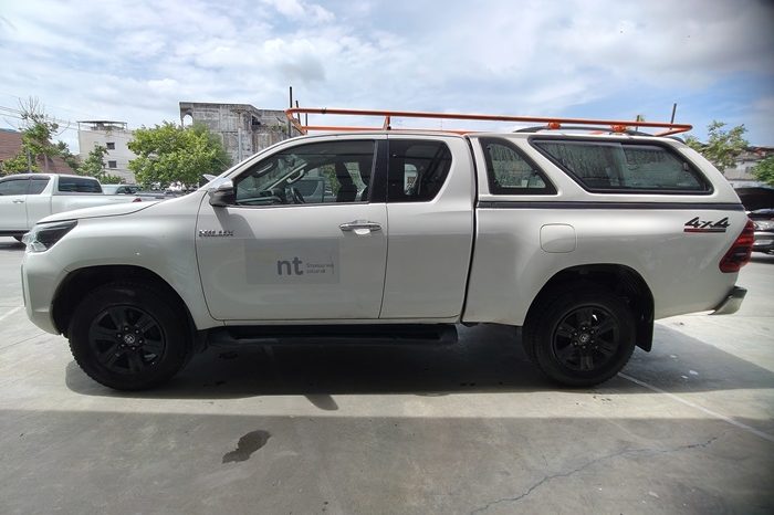 REVO 4WD 2022 2.4 MID MT SMART CAB WHITE  7156 full