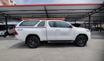 REVO 4WD 2022 2.4 MID MT SMART CAB WHITE  7156 full