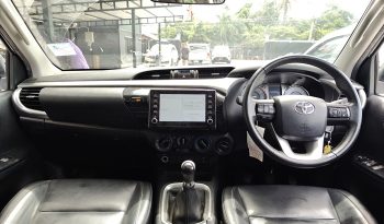 REVO 4WD 2022 2.4 MID MT SMART CAB WHITE  7156 full