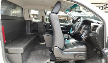 REVO 4WD 2022 2.4 MID MT SMART CAB WHITE  7161 full