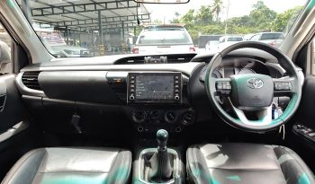 REVO 4WD 2022 2.4 MID MT SMART CAB WHITE  7161 full