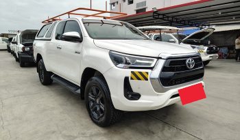 REVO 4WD 2022 2.4 MID MT SMART CAB WHITE  7162 full