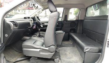 REVO 4WD 2022 2.4 MID MT SMART CAB WHITE  7162 full