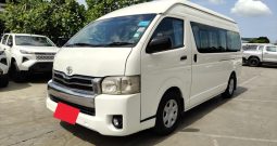 TOYOTA 2WD 2019 2.7 MT COMMUTER WHITE  9793
