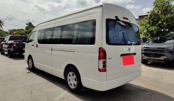 TOYOTA 2WD 2019 2.7 MT COMMUTER WHITE  9793 full
