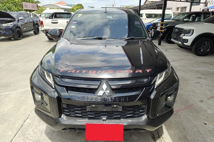 MITSUBISHI 4WD 2021 2.4 AT DOUBLE CAB BLACK  2029 full