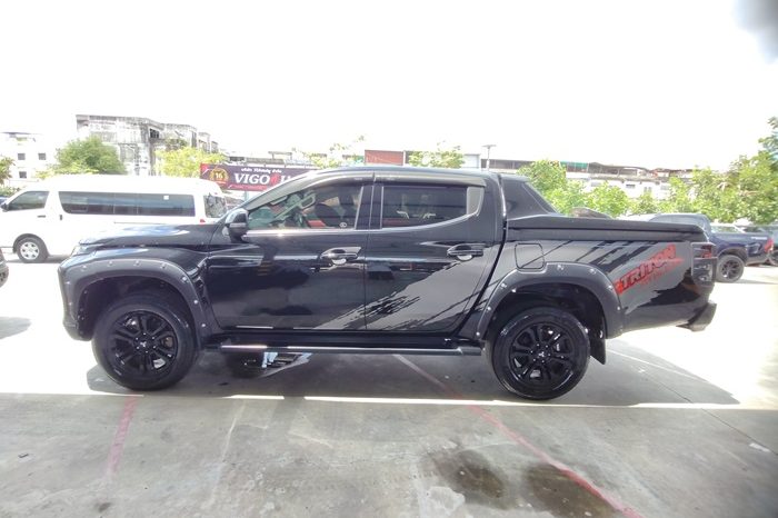 MITSUBISHI 4WD 2021 2.4 AT DOUBLE CAB BLACK  2029 full