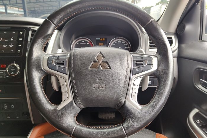 MITSUBISHI 4WD 2021 2.4 AT DOUBLE CAB BLACK  2029 full