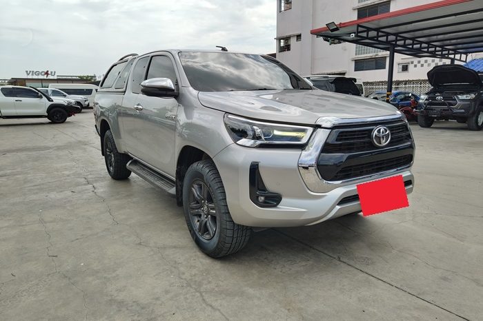 REVO PRE 2022 2.4 MID AT SAMRT CAB SILVER  4593 full