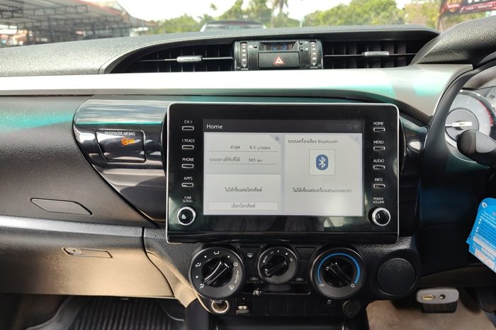 REVO PRE 2022 2.4 MID AT SAMRT CAB SILVER  4593 full