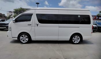 TOYOTA 2WD 2019 3.0 MT COMMUTER WHITE  339 full