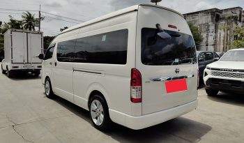 TOYOTA 2WD 2019 3.0 MT COMMUTER WHITE  339 full