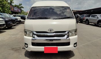TOYOTA 2WD 2019 3.0 AT COMMUTER WHITE  8208 full