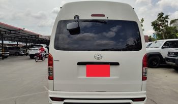 TOYOTA 2WD 2019 3.0 AT COMMUTER WHITE  8208 full