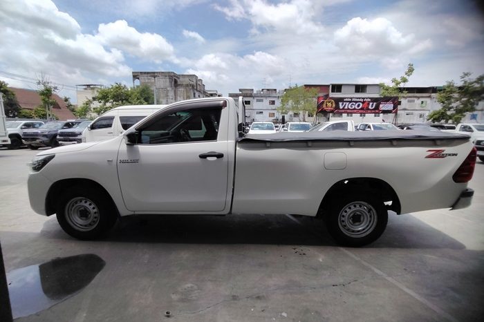 REVO 2WD 2021 2.4 ENTRY AT STANDARD WHITE  3493 full