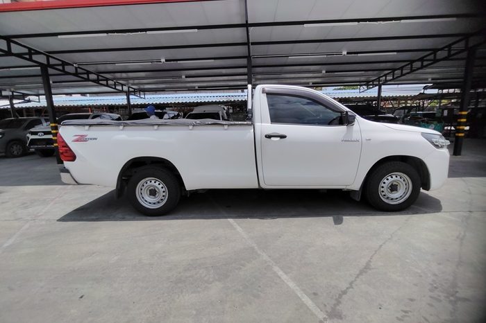 REVO 2WD 2021 2.4 ENTRY AT STANDARD WHITE  3493 full