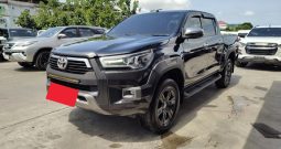 REVO PRE 2022 2.4 ENTRY AT DOUBLE CAB BLACK  2073