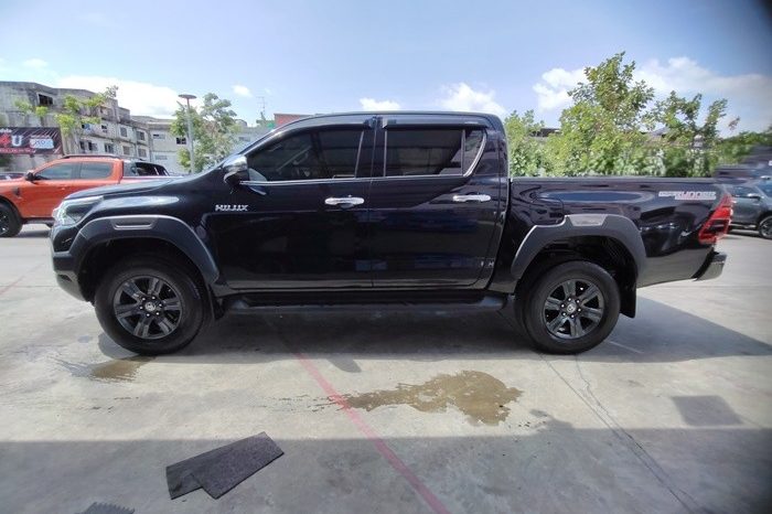 REVO PRE 2022 2.4 ENTRY AT DOUBLE CAB BLACK  2073 full