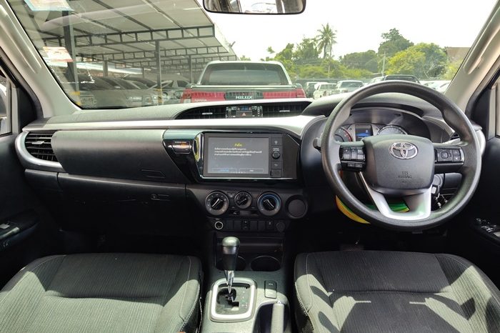 REVO PRE 2022 2.4 ENTRY AT DOUBLE CAB BLACK  2073 full