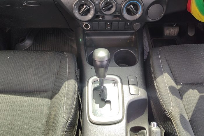 REVO PRE 2022 2.4 ENTRY AT DOUBLE CAB BLACK  2073 full