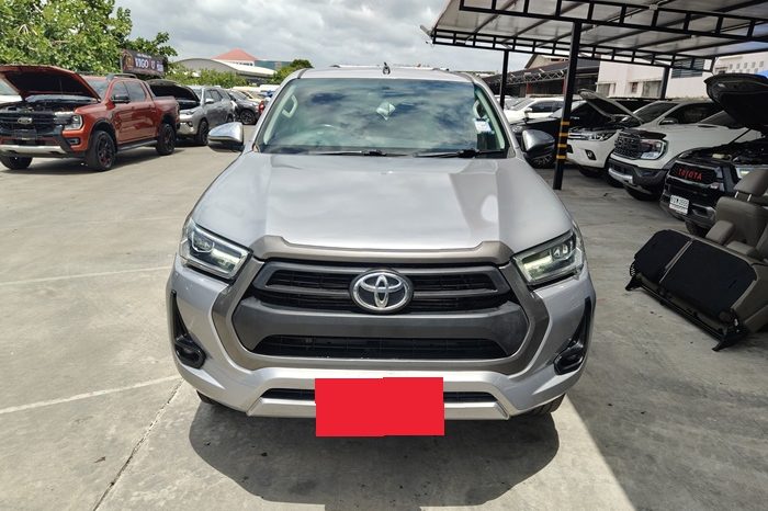 REVO PRE 2021 2.4 MID AT SAMRT CAB SILVER  9579 full