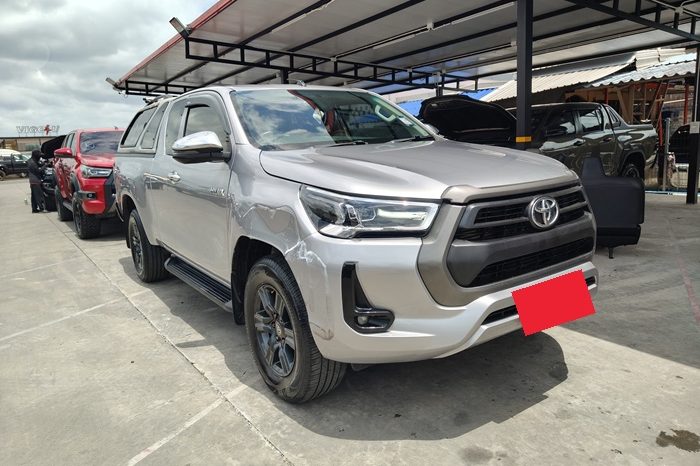 REVO PRE 2021 2.4 MID AT SAMRT CAB SILVER  9579 full