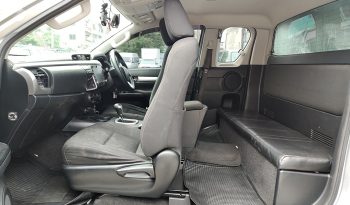 REVO PRE 2021 2.4 MID AT SAMRT CAB SILVER  9582 full