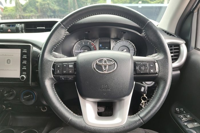 REVO PRE 2021 2.4 MID AT SAMRT CAB SILVER  9582 full