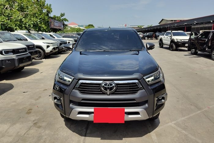 REVO PRE 2022 2.4 HIGHT AT DOUBLE CAB BLACK  6116 full