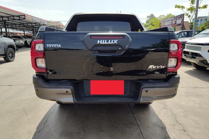 REVO PRE 2022 2.4 HIGHT AT DOUBLE CAB BLACK  6116 full