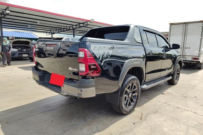 REVO PRE 2022 2.4 HIGHT AT DOUBLE CAB BLACK  6116 full