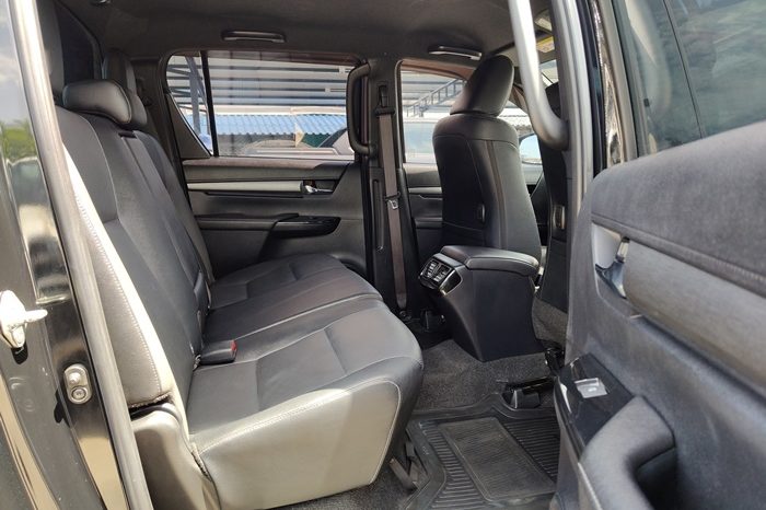 REVO PRE 2022 2.4 HIGHT AT DOUBLE CAB BLACK  6116 full