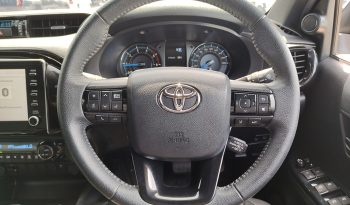 REVO PRE 2022 2.4 HIGHT AT DOUBLE CAB BLACK  6116 full