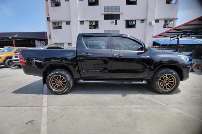 REVO PRE 2019 2.4E AT DOUBLE CAB BLACK  5421 full