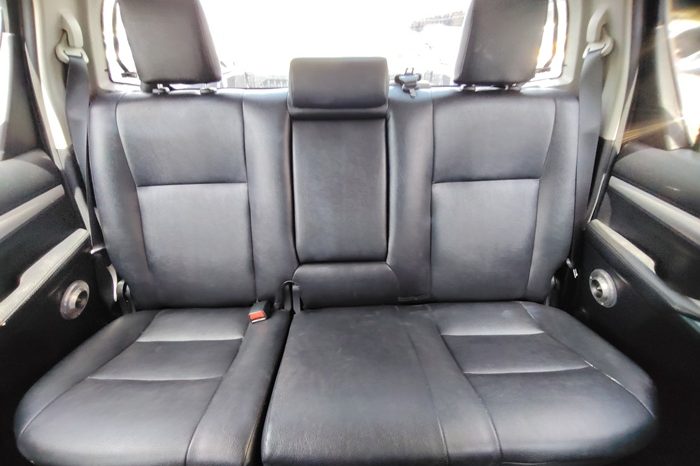 REVO PRE 2019 2.4E AT DOUBLE CAB BLACK  5421 full