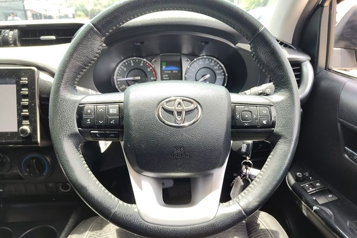 REVO PRE 2021 2.4 MID AT SAMRT CAB SILVER  9578 full