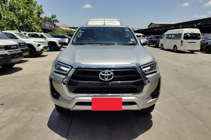 REVO 4WD 2021 2.8 HIGHT AT DOUBLE CAB SILVER  3827 full