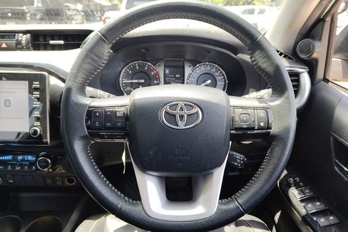 REVO 4WD 2021 2.8 HIGHT AT DOUBLE CAB SILVER  3827 full