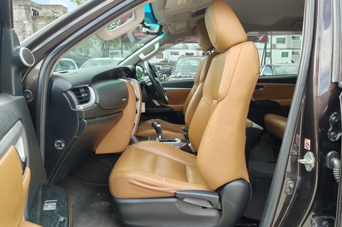 TOYOTA 4WD 2016 2.8V AT FORTUNER BROWN  8005 full