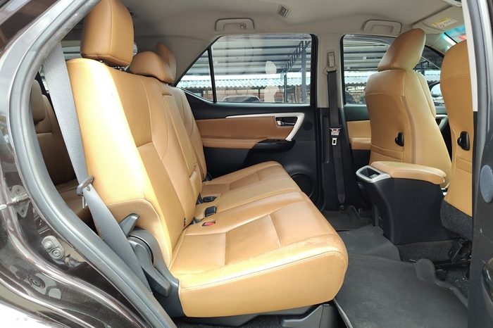 TOYOTA 4WD 2016 2.8V AT FORTUNER BROWN  8005 full