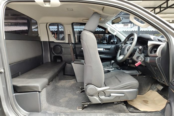 REVO PRE 2021 2.4E AT SMART CAB DARK GREY  5973 full