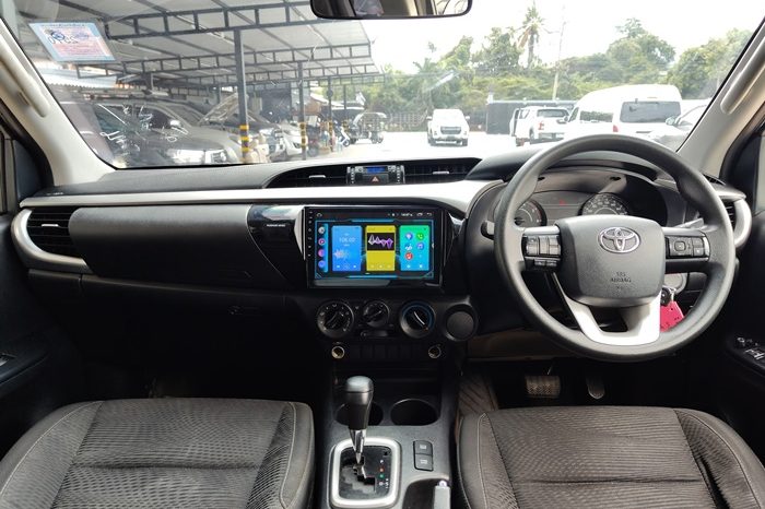 REVO PRE 2021 2.4E AT SMART CAB DARK GREY  5973 full